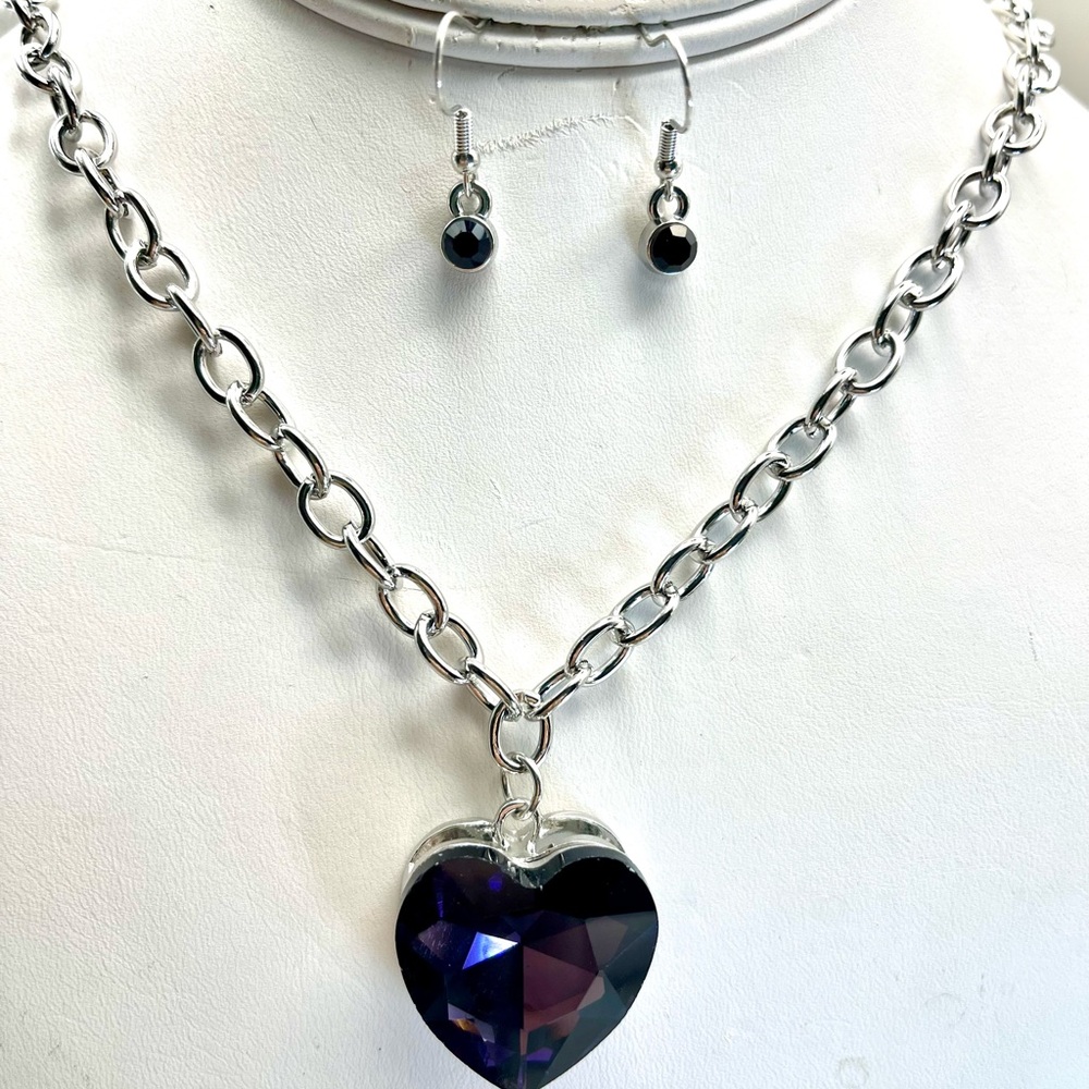Silver Heart Pendant Necklace and Earrings Set